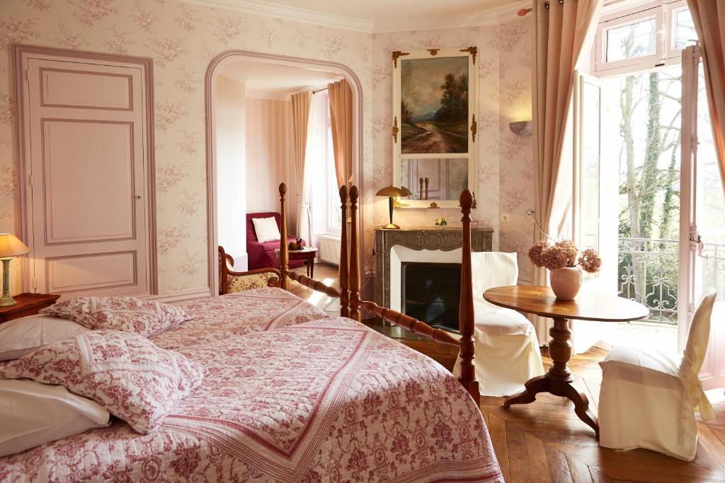 Chambres Au Chateau - Le Clos Des Tourelles Sennecey-le-Grand Værelse billede