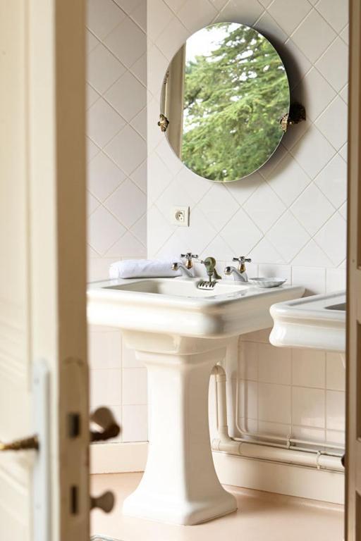 Chambres Au Chateau - Le Clos Des Tourelles Sennecey-le-Grand Værelse billede